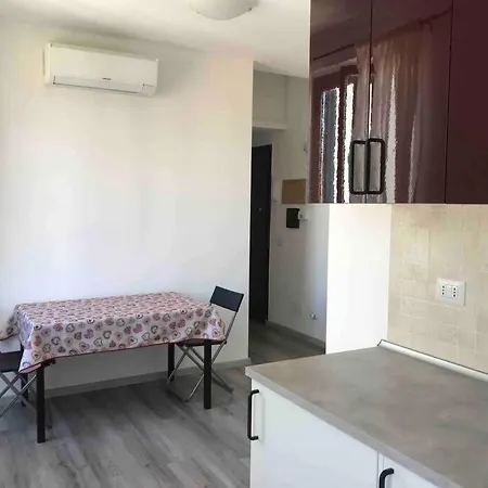 Grazioso Attico Alpigneto * Roma